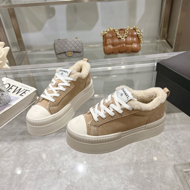 Ch**el sport shoes